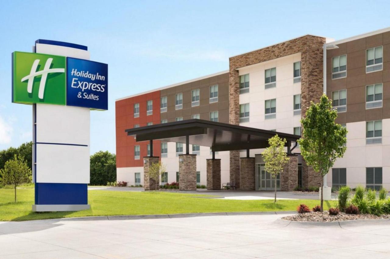 Holiday Inn Express & Suites - Rock Hill, An Ihg Hotel Exterior photo