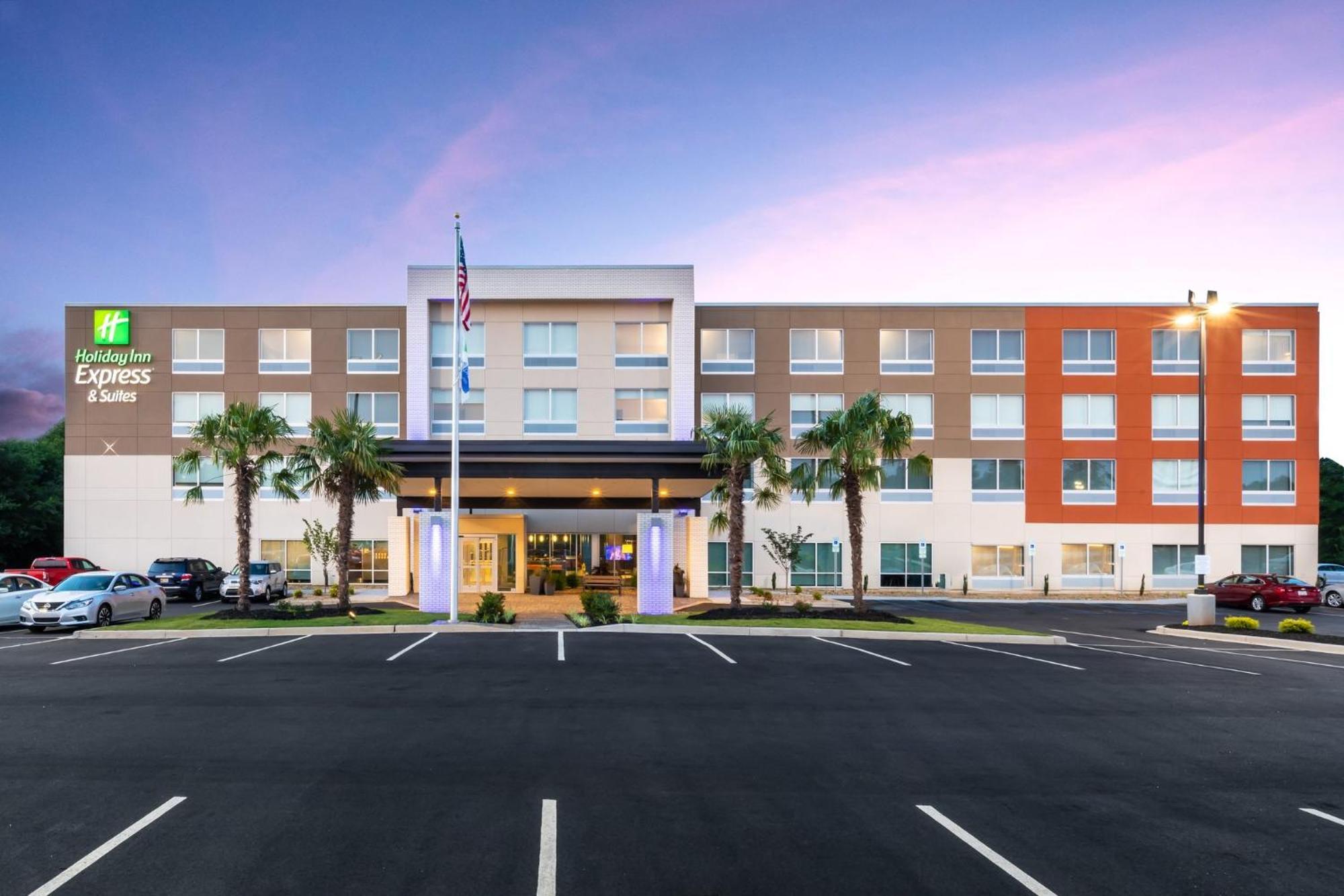 Holiday Inn Express & Suites - Rock Hill, An Ihg Hotel Exterior photo